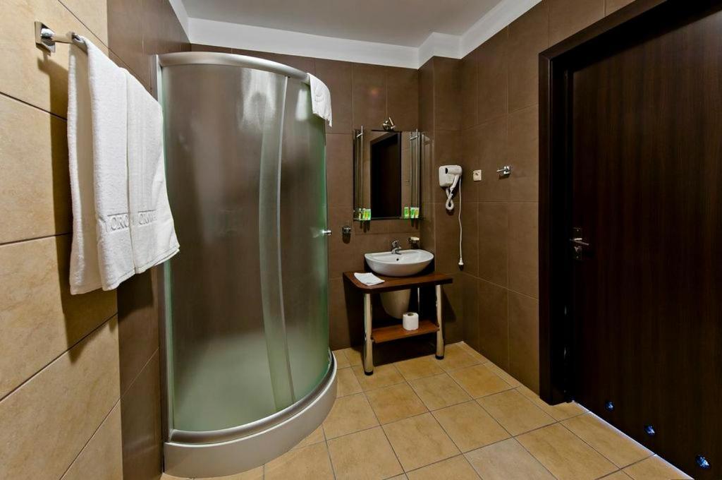Hotel Borowina Konstancin-Jeziorna Ngoại thất bức ảnh